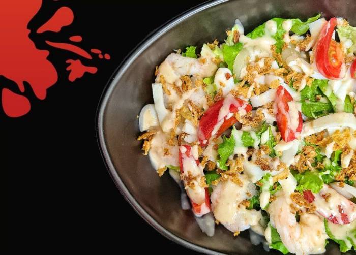 Сифудо сарада (с морепродуктами) Сифудо сарада (с морепродуктами)